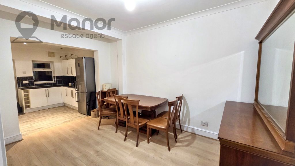 Property photo 3 of 18 20260112_170439