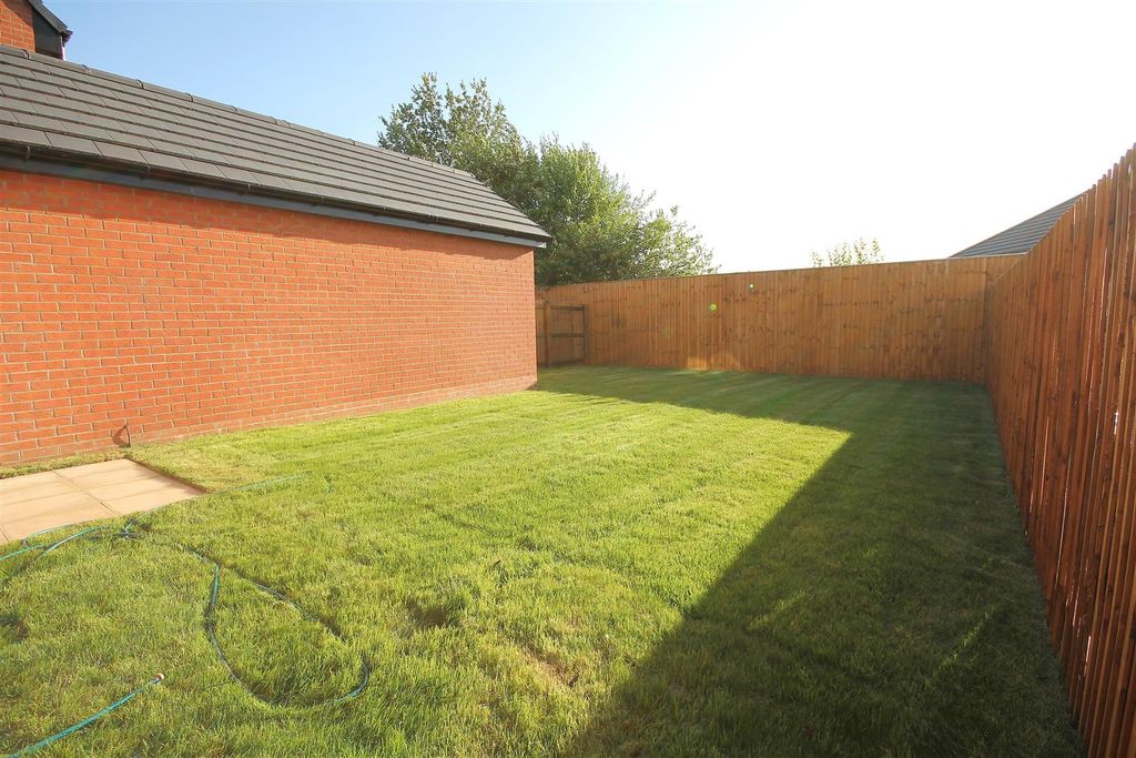 Property photo 2 of 20 Rear Garden