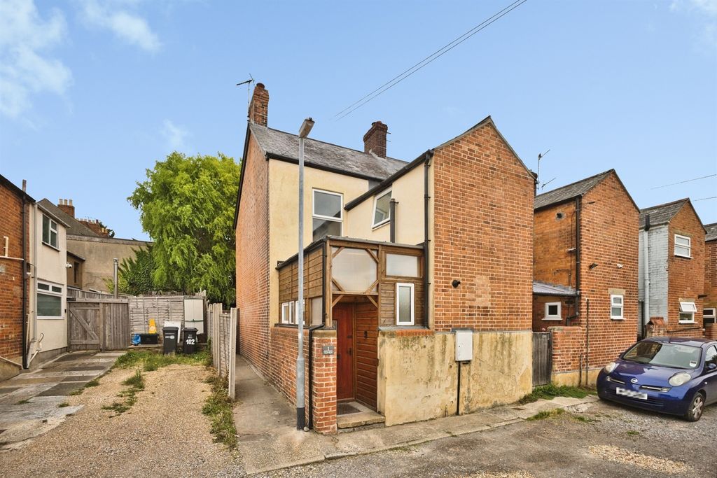 Property photo 1 of 13