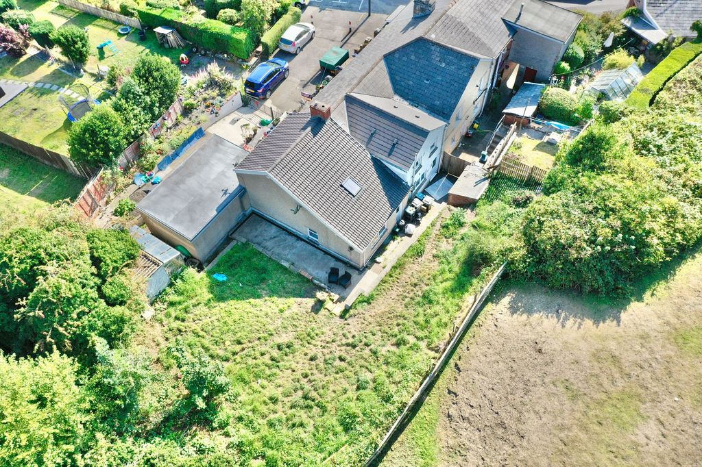 Additional image 19 of 2 bed property for saleWesley Place, Beaufort NP23