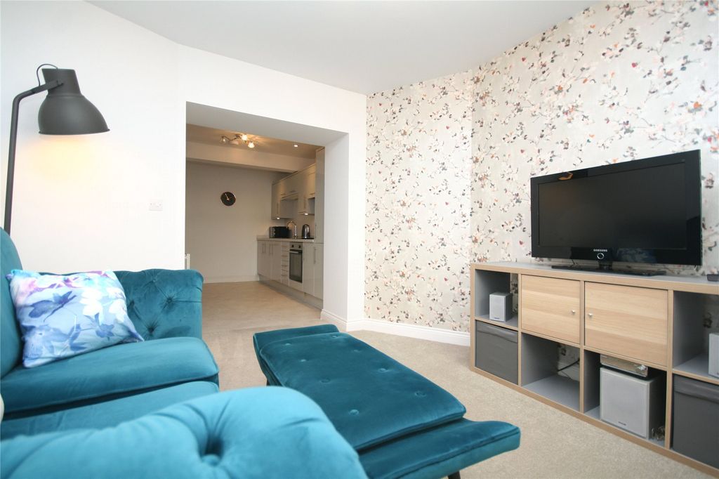 Property photo 3 of 12 Picture No. 06