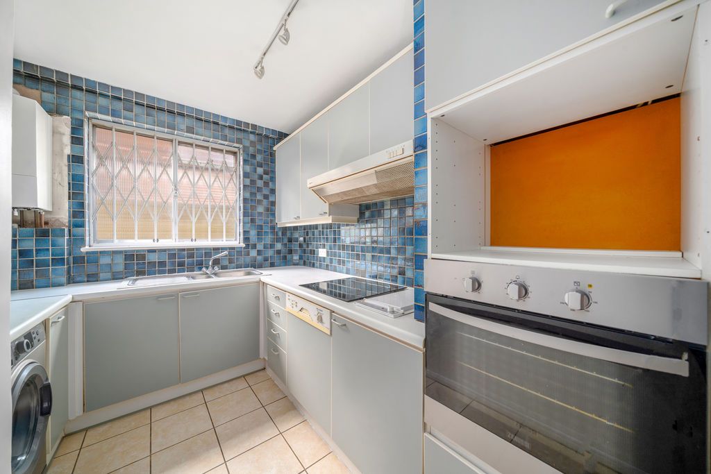 Property photo 3 of 8 Photo 3