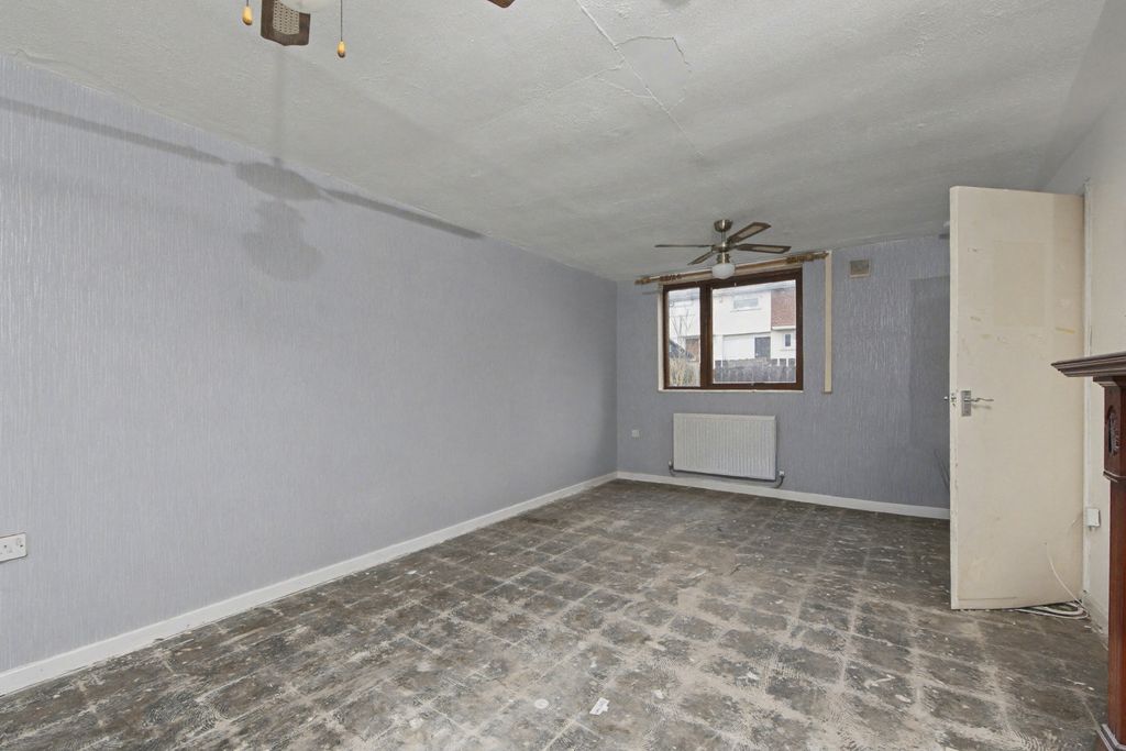 Property photo 3 of 16 66 Beverley Rise, Carlisle Ca1 3Ry