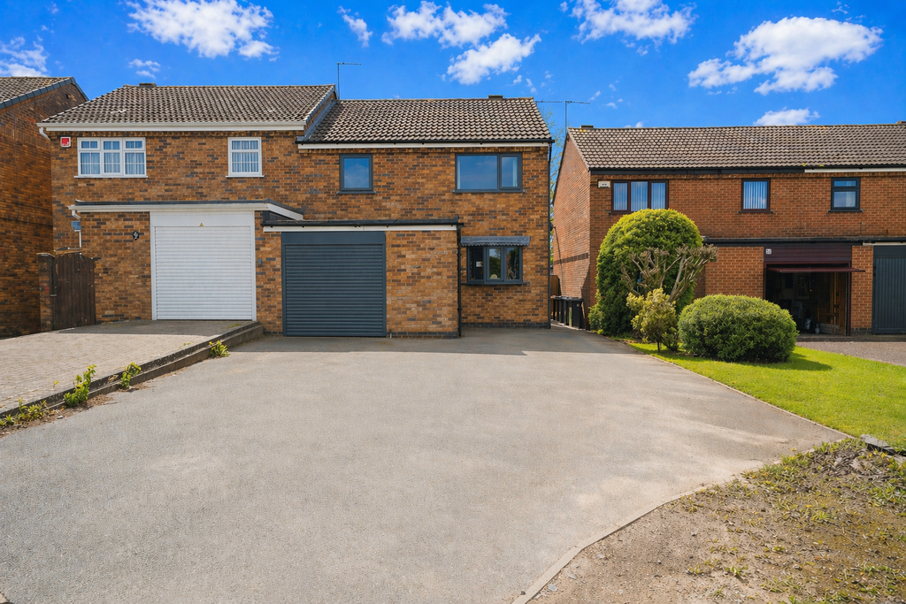 Property photo 1 of 22 Front