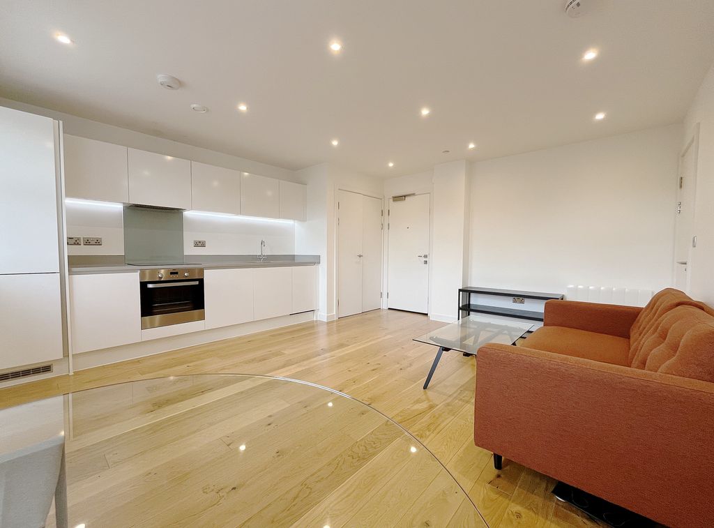 Property photo 1 of 8