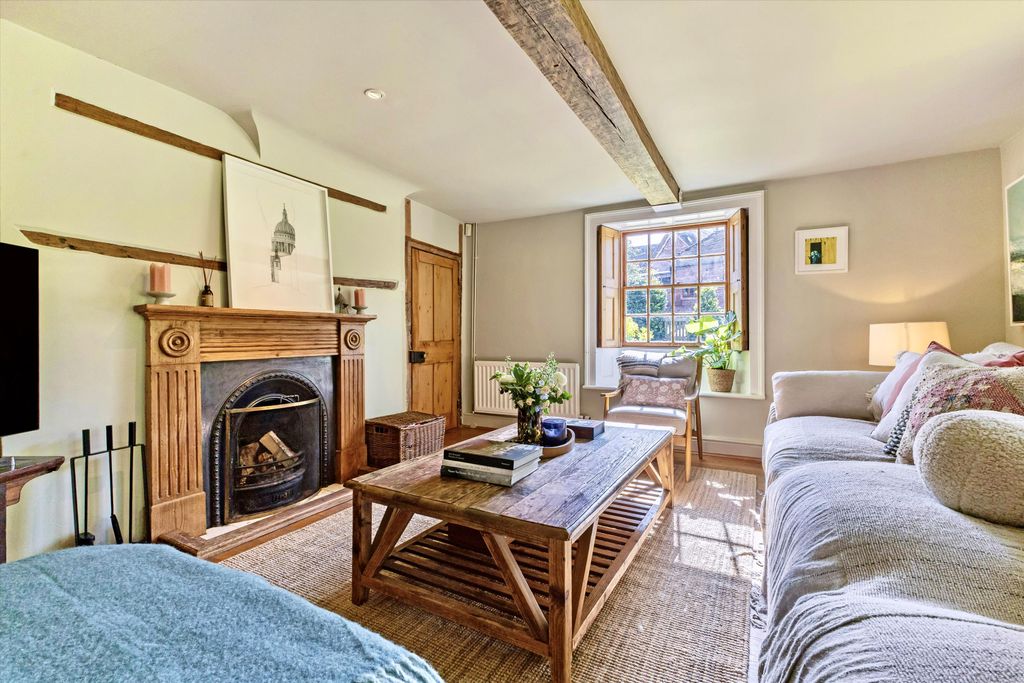 Property photo 3 of 23 Image