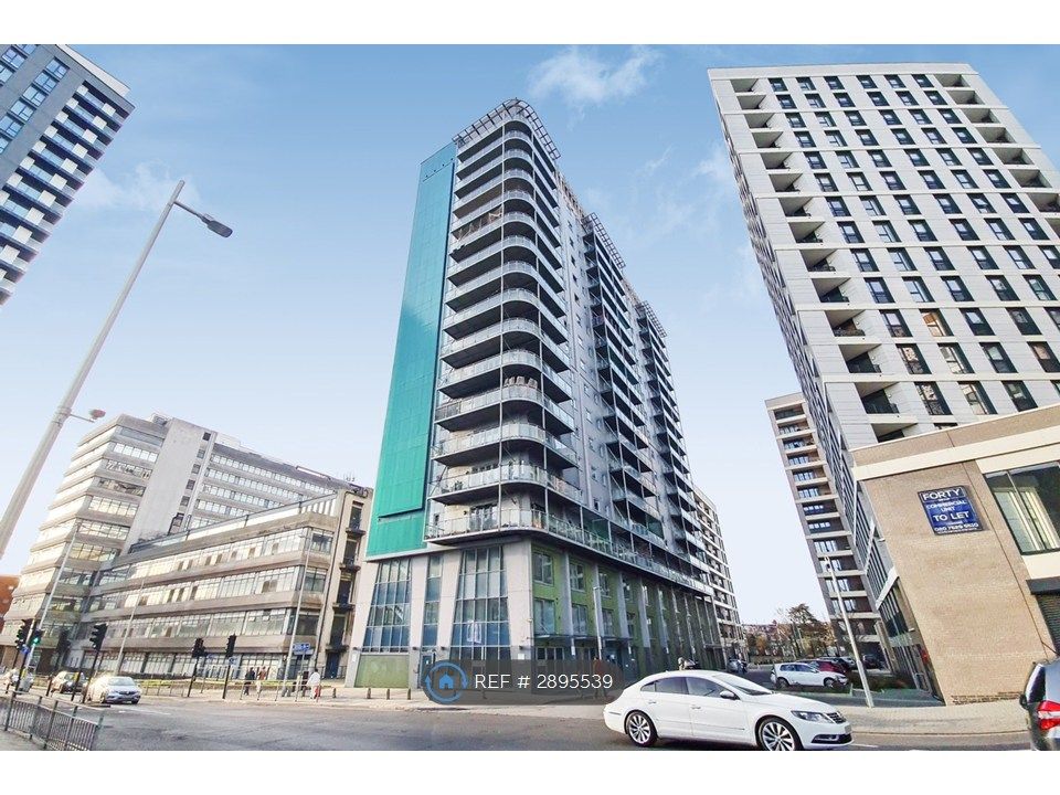 Property photo 3 of 21 Icon Building
