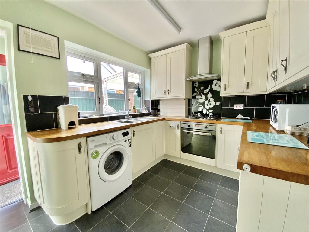 Property photo 3 of 15