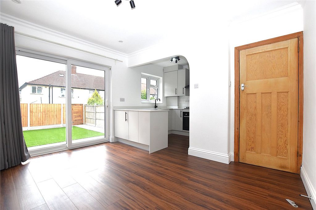 Property photo 3 of 11 Picture No. 04