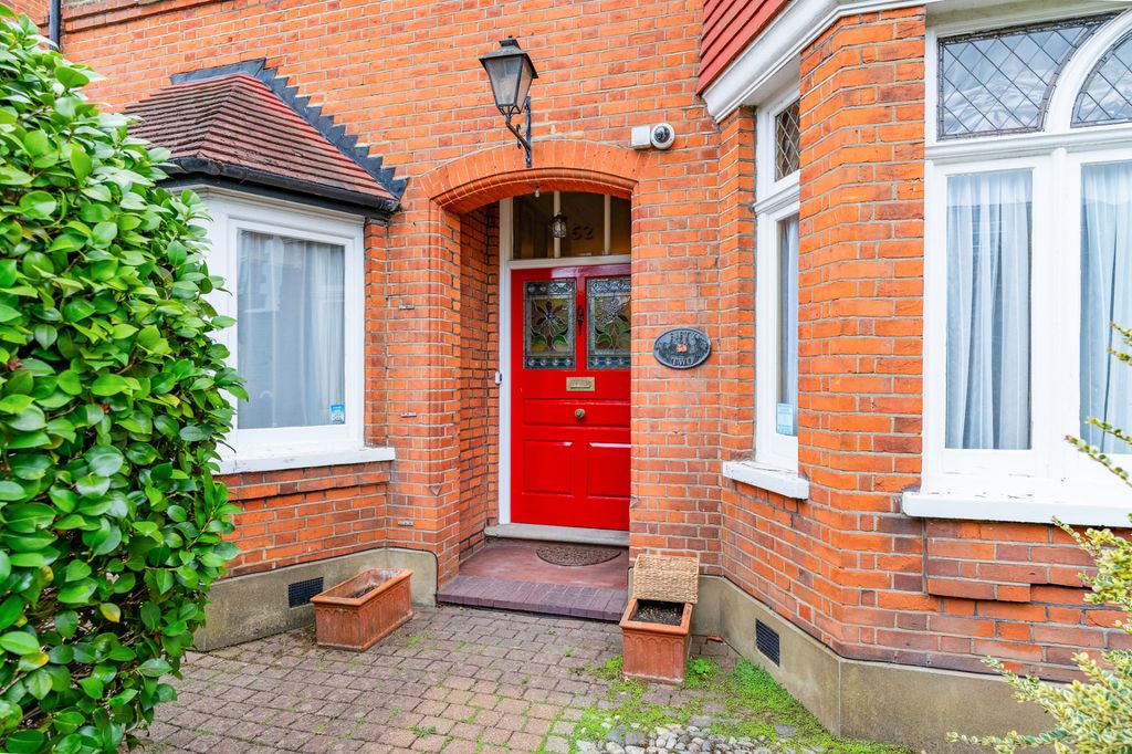 Property photo 2 of 49
