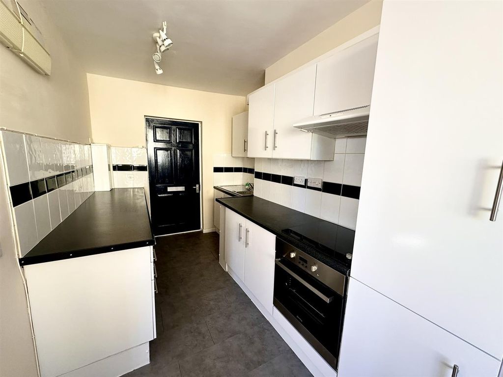 Property photo 3 of 18 Img_3948.Jpeg