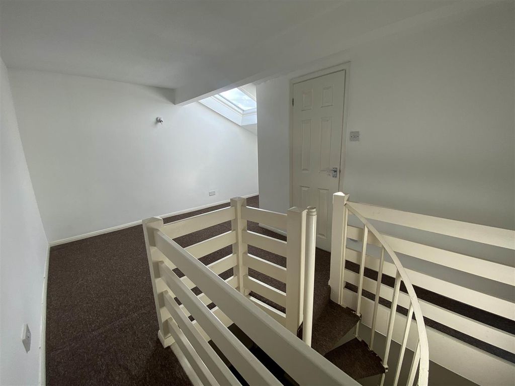 Property photo 1 of 19 Img_8141.Jpg