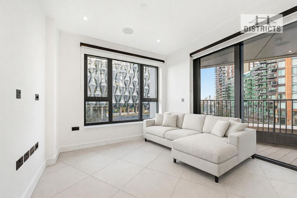 Property photo 1 of 11 Wm.Png