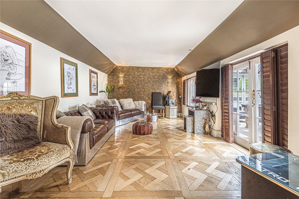 Property photo 3 of 17 Picture No. 07