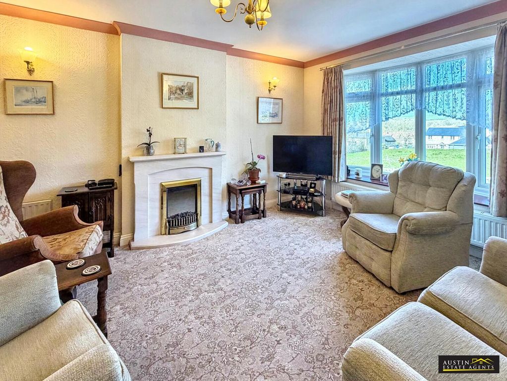 Property photo 2 of 15 Living Room