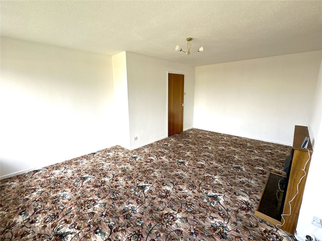 Property photo 3 of 13 Picture No. 15