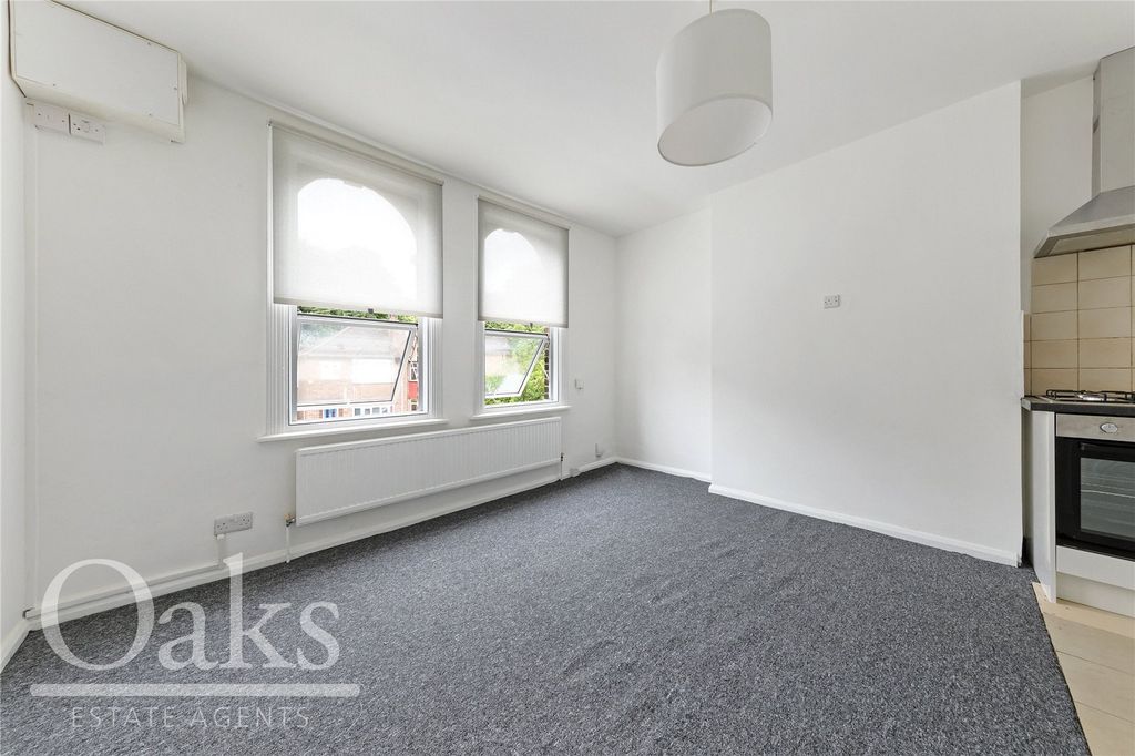 Property photo 3 of 8 Picture No. 04