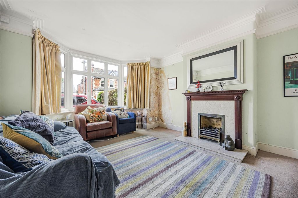 Property photo 2 of 24