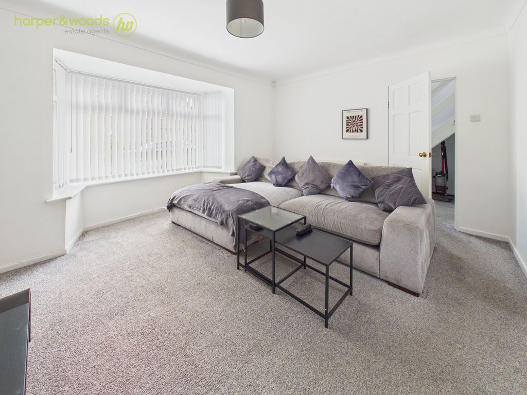 Property photo 2 of 25