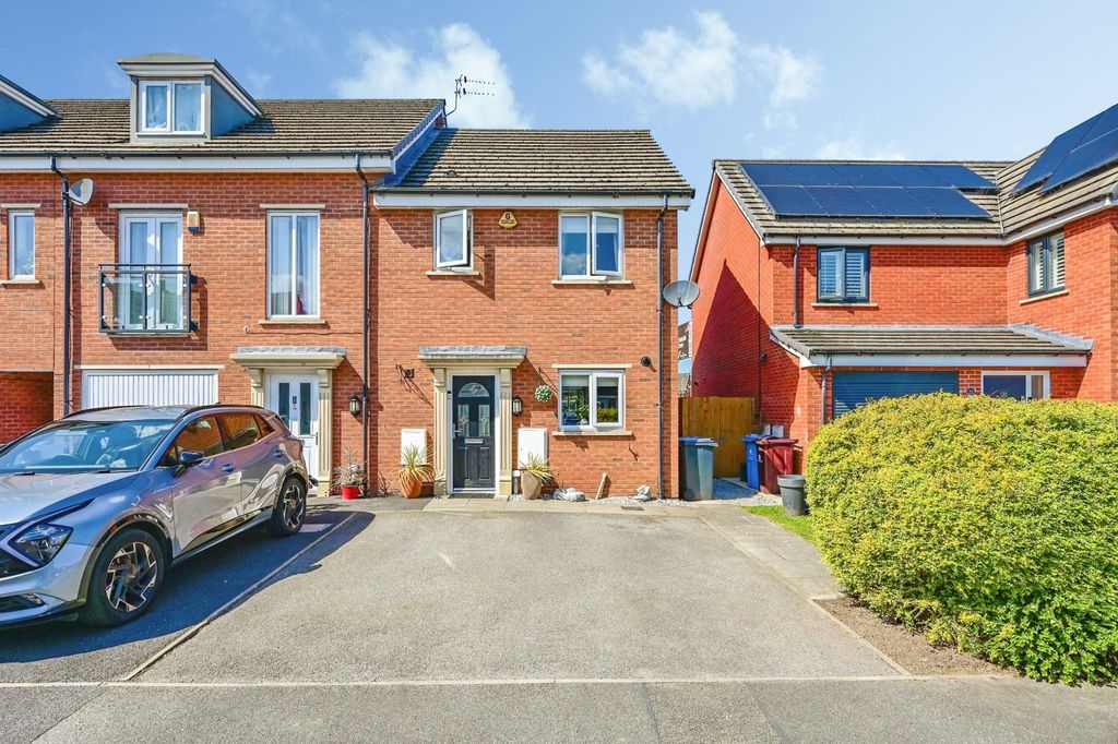 Property photo 1 of 18 Pbox-Img.Jpg