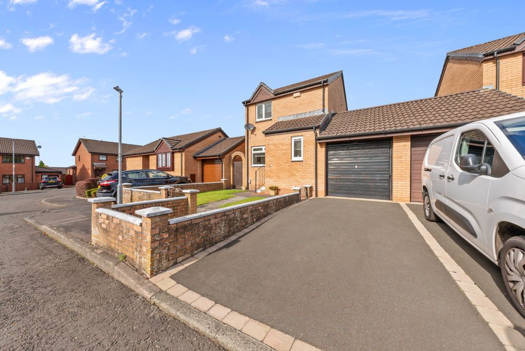 Property photo 1 of 25