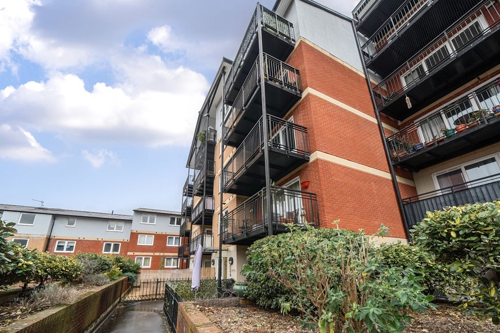 Property photo 1 of 8 1203814 (13)