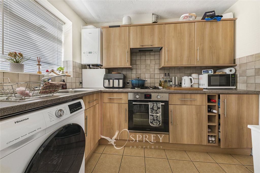 Property photo 2 of 16 Picture No. 34