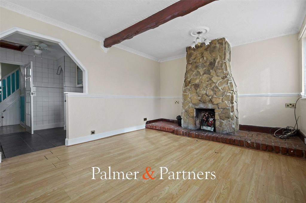 Property photo 2 of 10 Picture No. 14