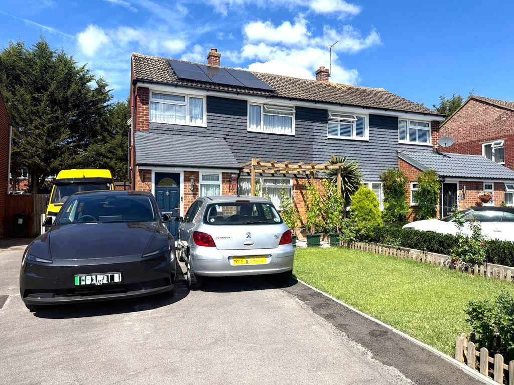Property photo 1 of 23