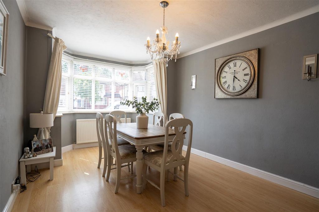 Property photo 3 of 23 Dining Room