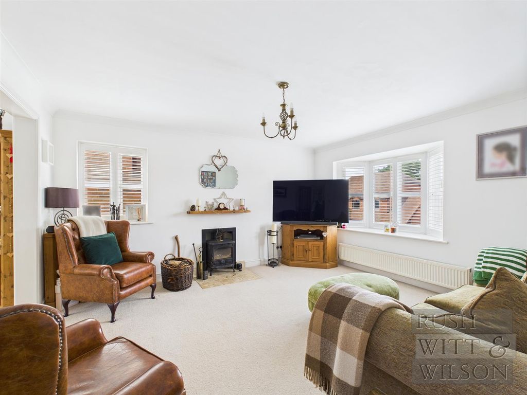 Property photo 3 of 36