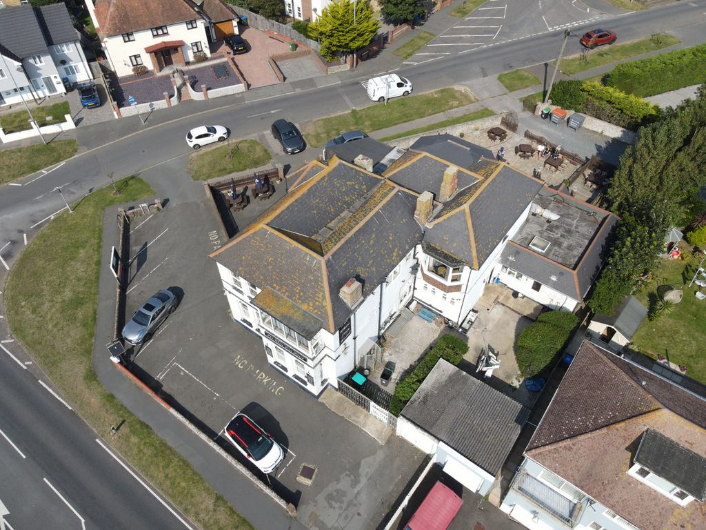 Property photo 1 of 31