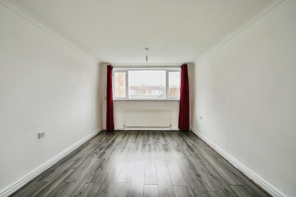 Property photo 3 of 14 Pbox-Img.Jpg