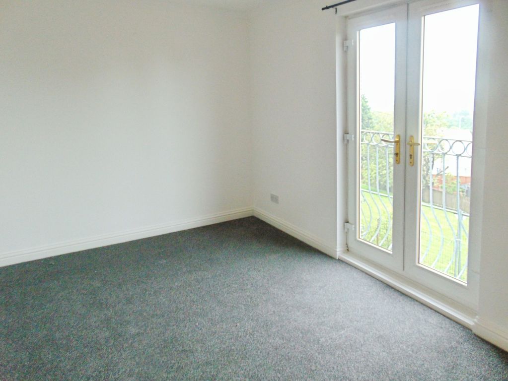 Property photo 3 of 8 7726734c-130