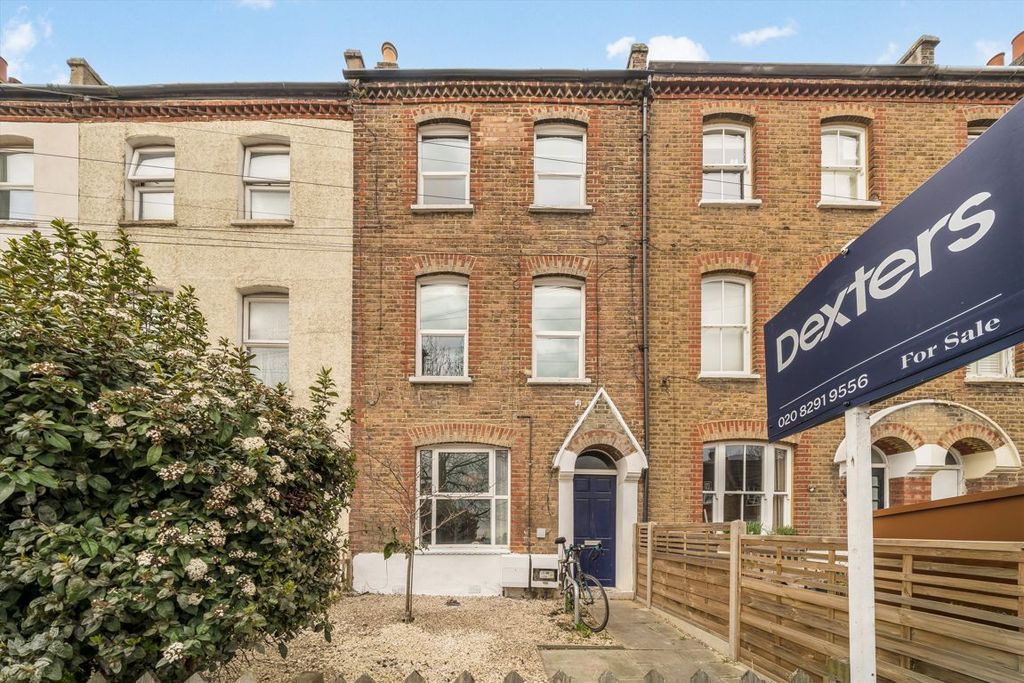 Property photo 1 of 7