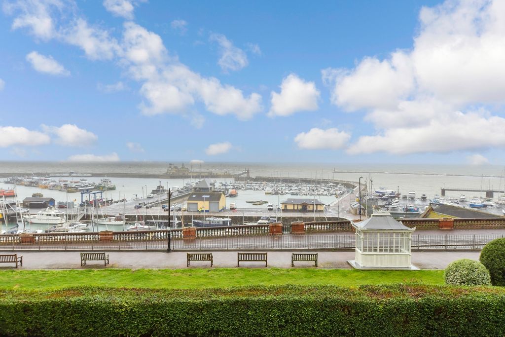 Property photo 1 of 16 Nelson Tf View