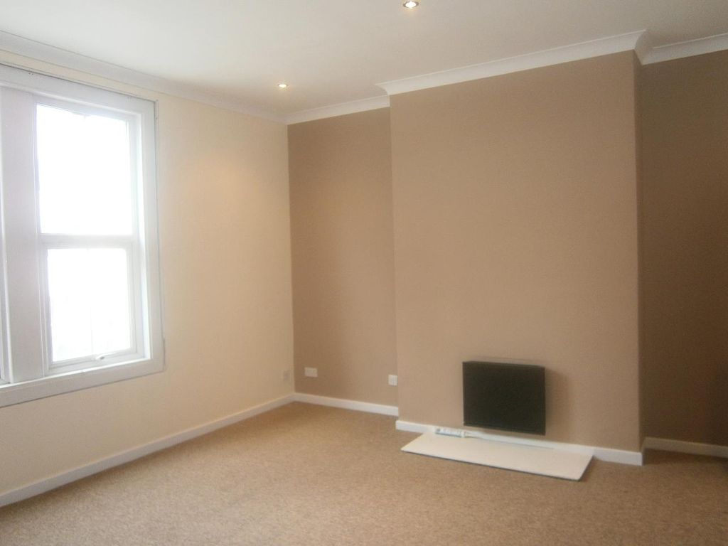 Property photo 2 of 4