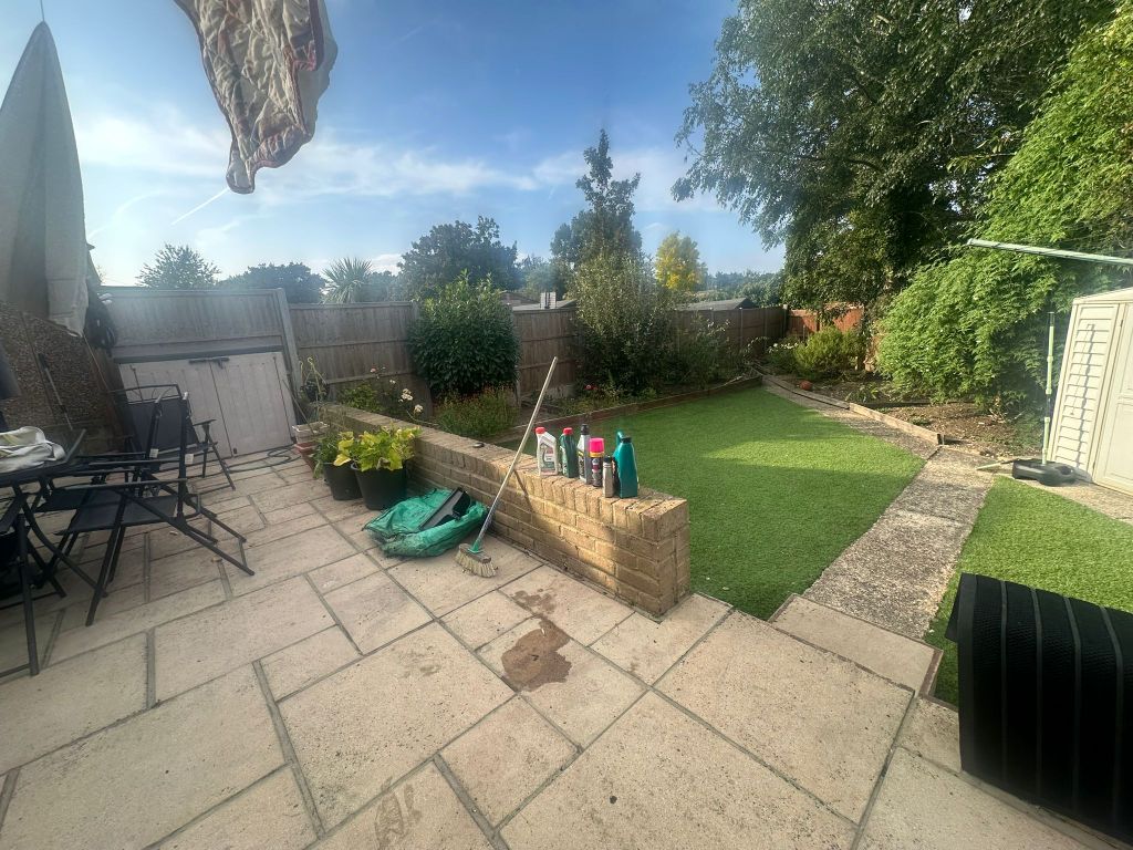Property photo 3 of 7