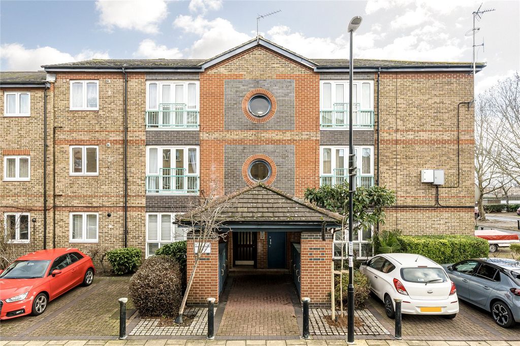 Property photo 3 of 5 Picture No. 16