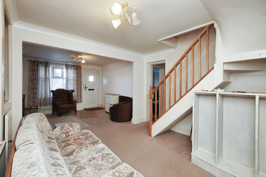 Property photo 3 of 17 Photography