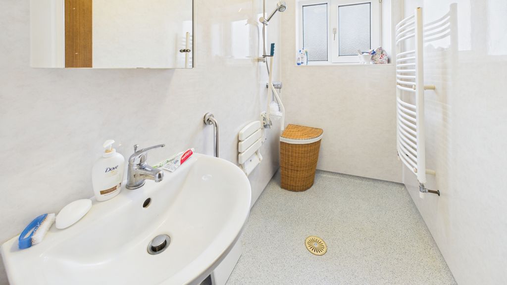 Additional image 13 of 3 bed flat for saleChyandour Cliff, Penzance TR18