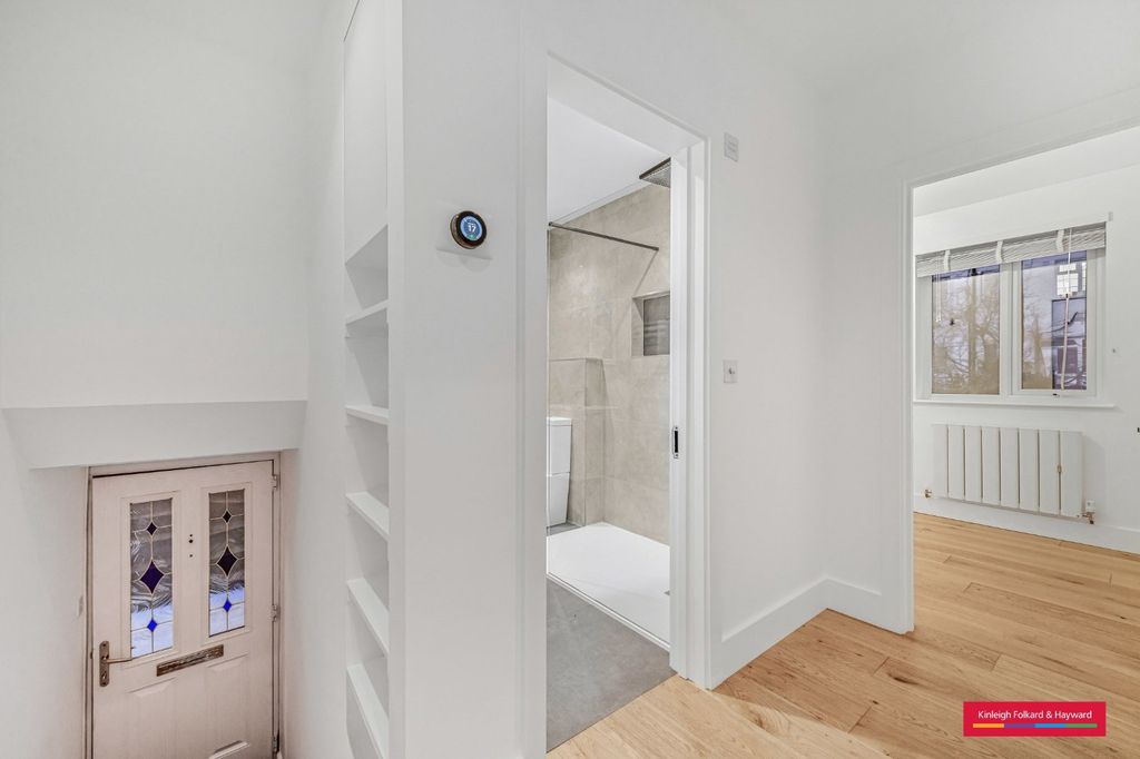 Property photo 3 of 11 Picture No. 13