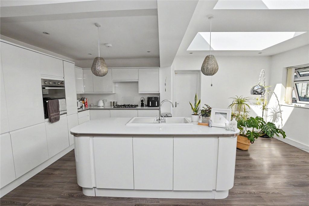 Property photo 3 of 12 Picture No. 03