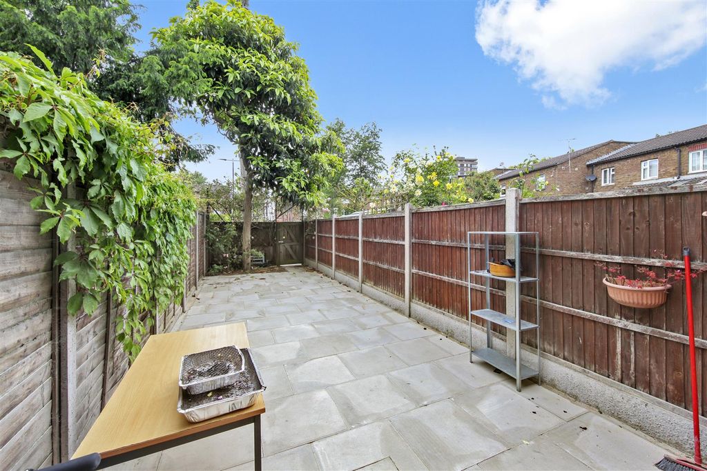 Property photo 3 of 10 65 Chambord Street - Tvvap6U9Jvlkte9Rnkxg.Jpg