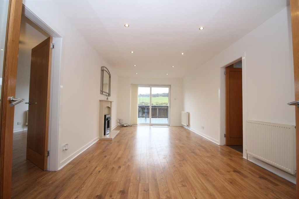 Additional image 4 of 5 bed detached house for saleMillhouse Road, Millhouse Gate, Inverkip PA16