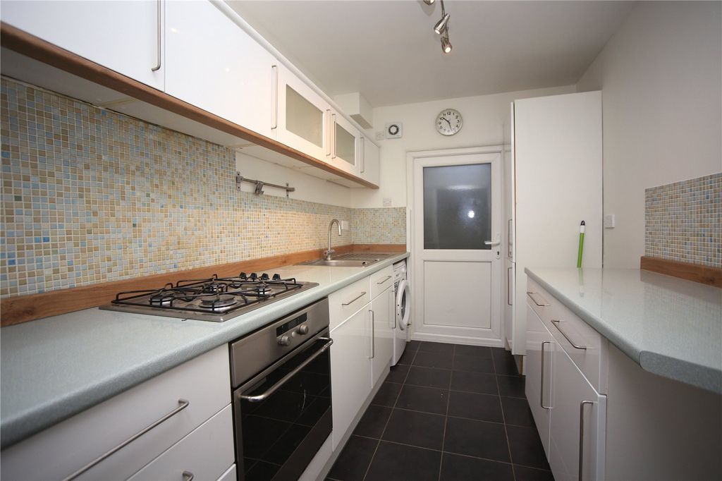 Property photo 2 of 9 Picture No. 20