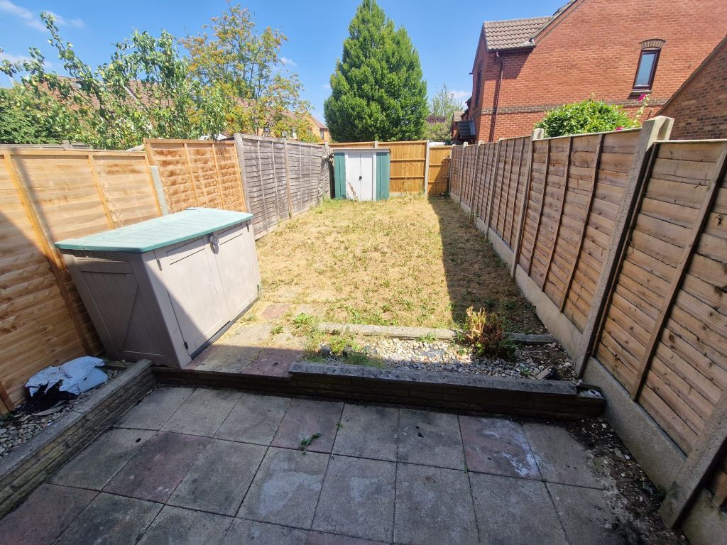 Property photo 2 of 8