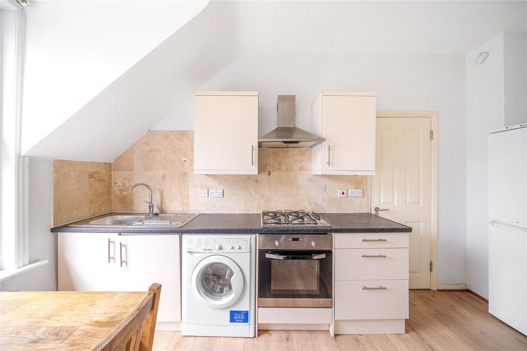 Property photo 3 of 6 Picture No. 03