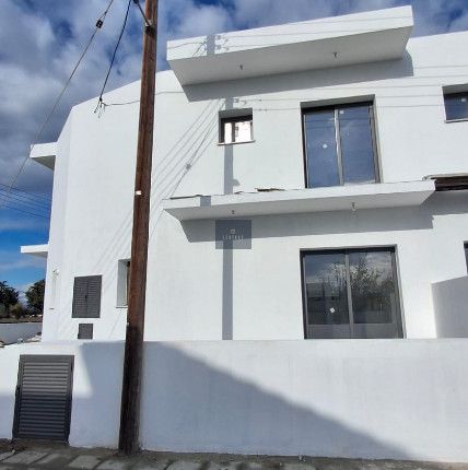 Property photo 2 of 29