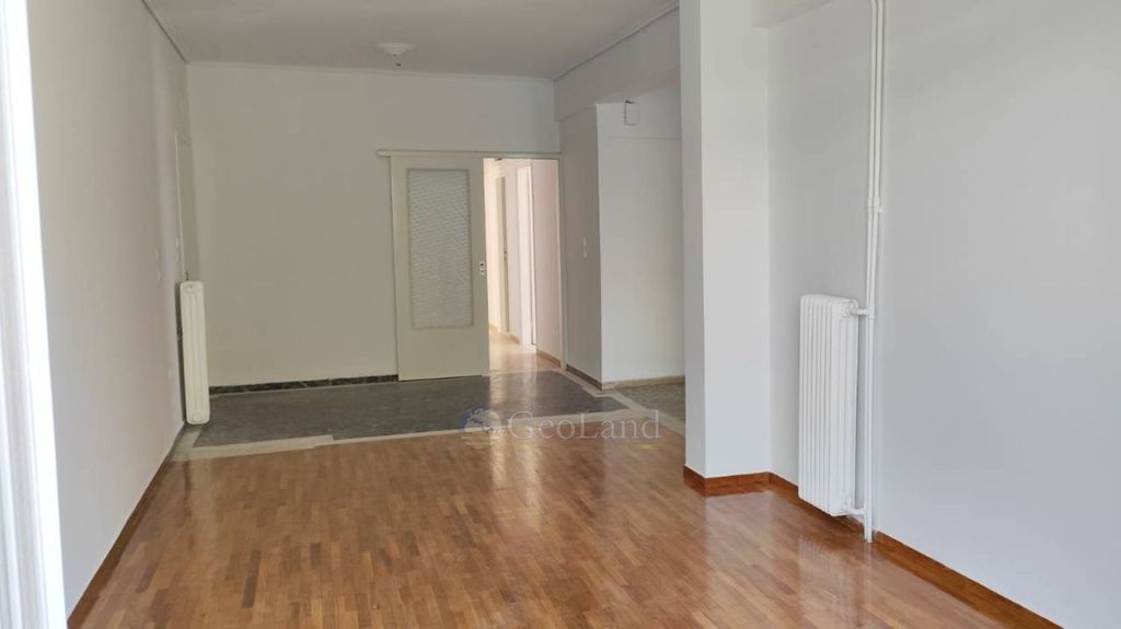 Property photo 3 of 25